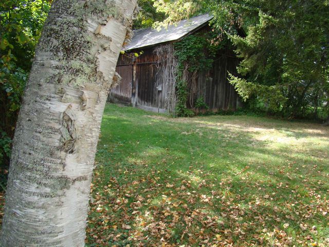 1441 East Main Street, Poultney, VT 05764