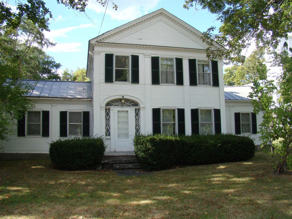 1441 East Main Street, Poultney, VT 05764