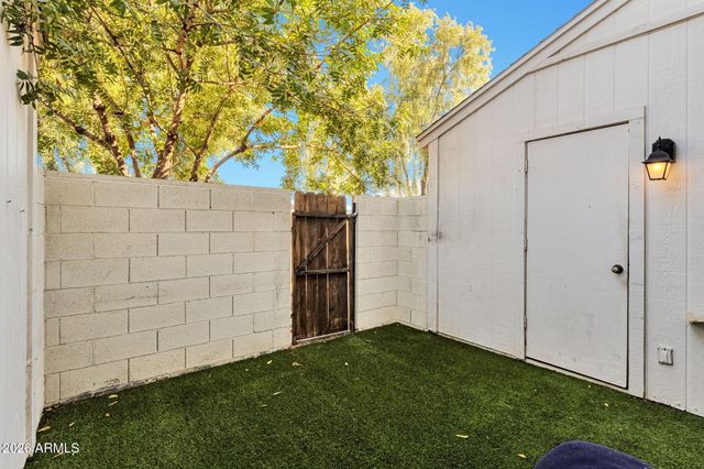 1601 N SABA Street 330, Chandler, AZ 85225