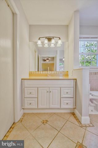 7902 LARRICK CT, Springfield, VA 22153