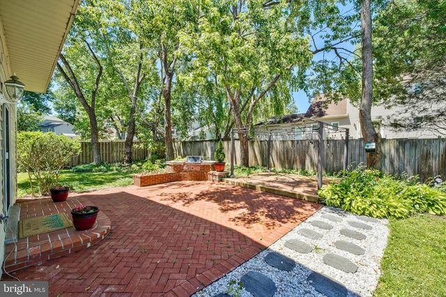 7902 LARRICK CT, Springfield, VA 22153
