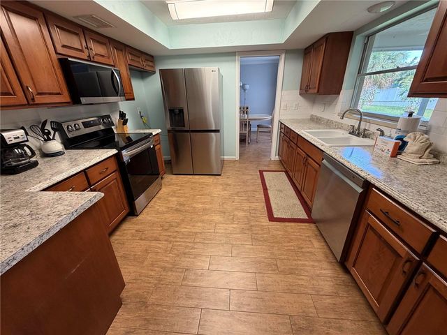 7402 13TH AVENUE W, Bradenton, FL 34209