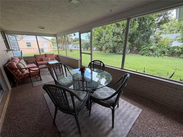 7402 13TH AVENUE W, Bradenton, FL 34209