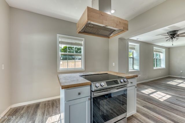 1603 Burgie Street, Elizabethton, TN 37643