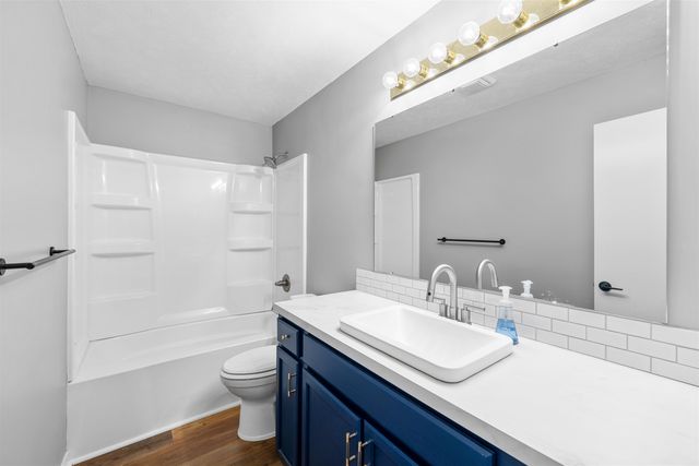 701 Harold Ave, Salina, KS 67401