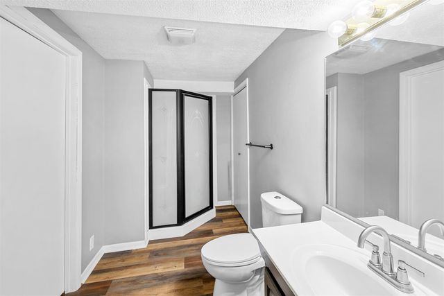 701 Harold Ave, Salina, KS 67401