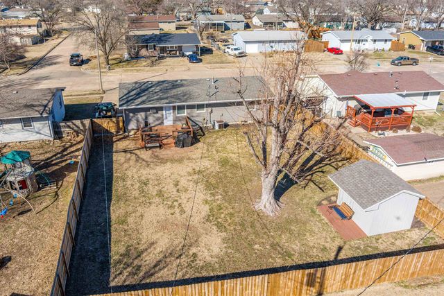701 Harold Ave, Salina, KS 67401
