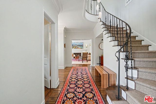 536 Woodruff Avenue, Los Angeles, CA 90024