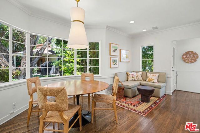 536 Woodruff Avenue, Los Angeles, CA 90024