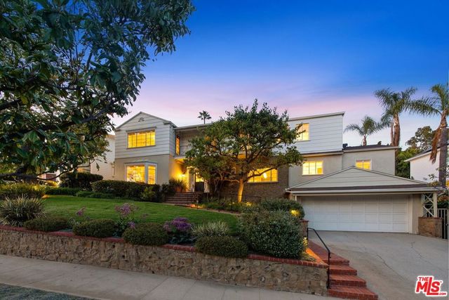 536 Woodruff Avenue, Los Angeles, CA 90024
