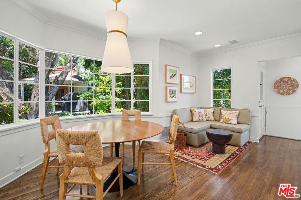 Image 20 of property listing at 536 Woodruff Avenue, Los Angeles, CA 90024