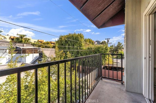6643 De Longpre 12, Los Angeles, CA 90028
