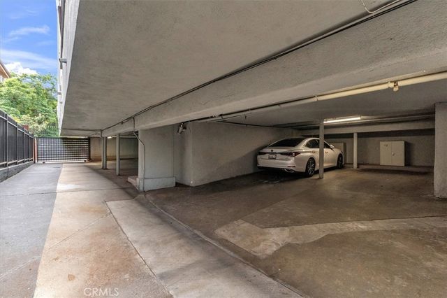 6643 De Longpre 12, Los Angeles, CA 90028