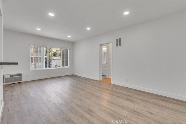 6643 De Longpre 12, Los Angeles, CA 90028