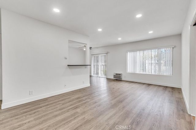 6643 De Longpre 12, Los Angeles, CA 90028