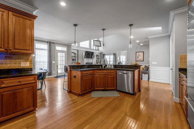 2428 Astarita Way, Lexington, KY 40509