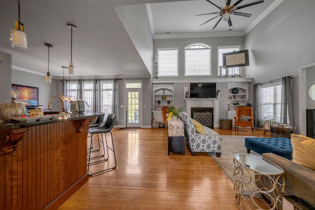 2428 Astarita Way, Lexington, KY 40509