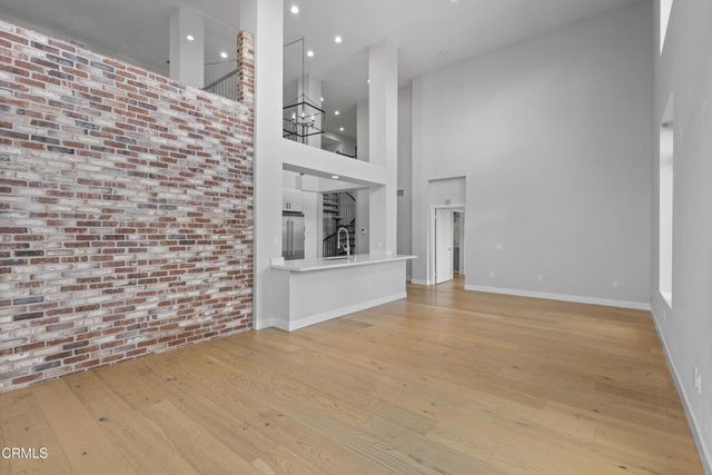 1901 Victoria Avenue 204, Oxnard, CA 93035