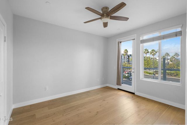 1901 Victoria Avenue 204, Oxnard, CA 93035