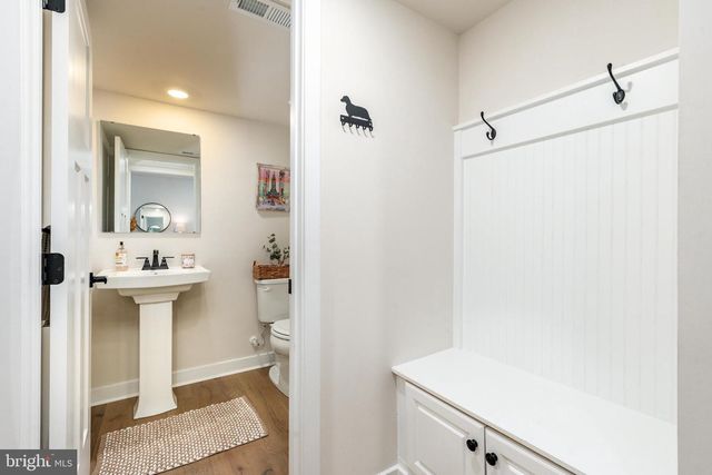 127 KYLE SQ, Media, PA 19063
