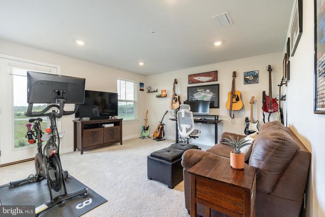 127 KYLE SQ, Media, PA 19063