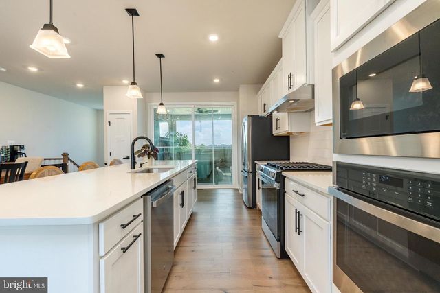 127 KYLE SQ, Media, PA 19063