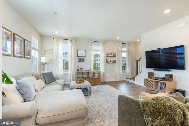 127 KYLE SQ, Media, PA 19063