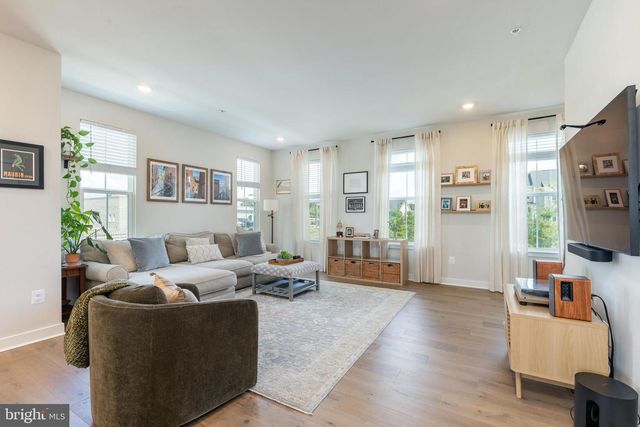 127 KYLE SQ, Media, PA 19063