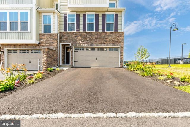 127 KYLE SQ, Media, PA 19063