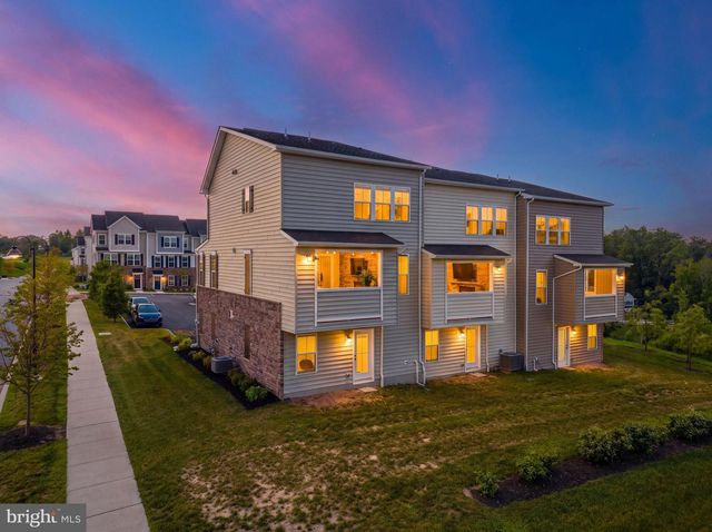 127 KYLE SQ, Media, PA 19063