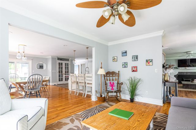 2300 Pine Tree Road, Cutchogue, NY 11935