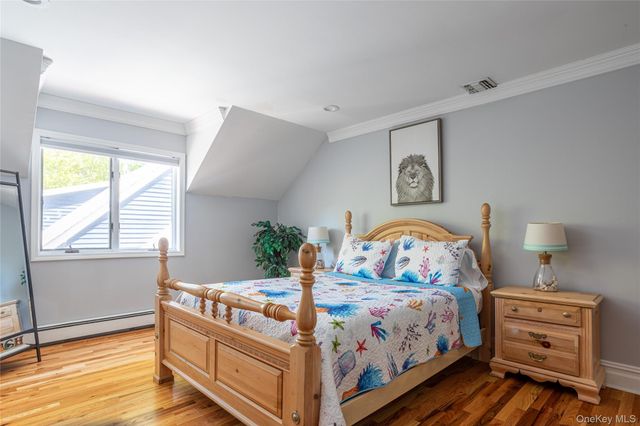 2300 Pine Tree Road, Cutchogue, NY 11935