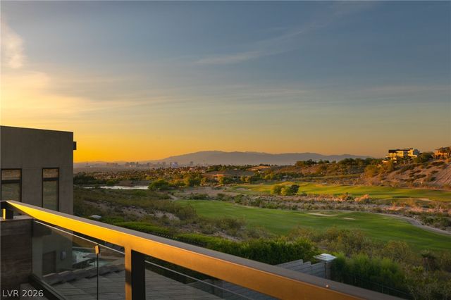 1376 Opal Valley Street, Henderson, NV 89052