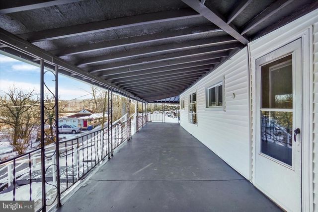 1835 CONEWAGO CREEK RD, Manchester, PA 17345