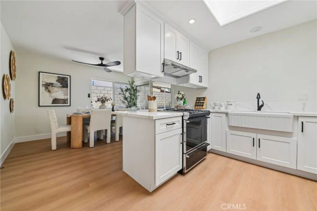 25141 Madeira, Laguna Hills, CA 92653