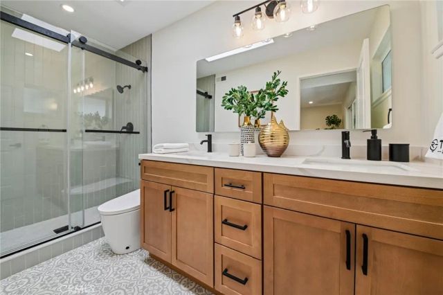 25141 Madeira, Laguna Hills, CA 92653