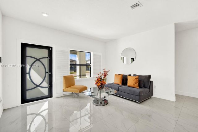 19059 SW 134th Ct, Miami, FL 33177