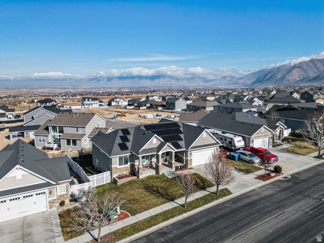 366 W SKY HAWK WAY, Elk Ridge, UT 84651