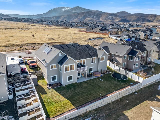 366 W SKY HAWK WAY, Elk Ridge, UT 84651