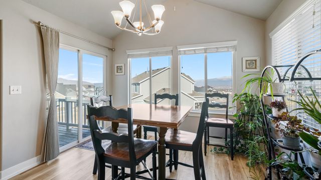 366 W SKY HAWK WAY, Elk Ridge, UT 84651