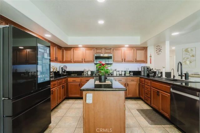5617 E Avenue R12, Palmdale, CA 93552
