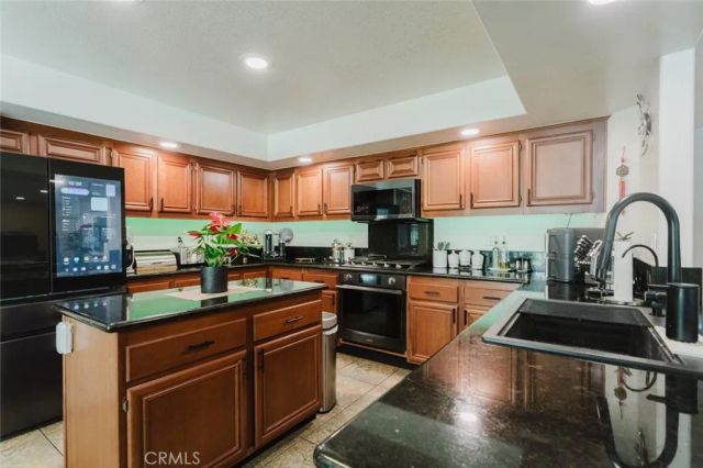 5617 E Avenue R12, Palmdale, CA 93552