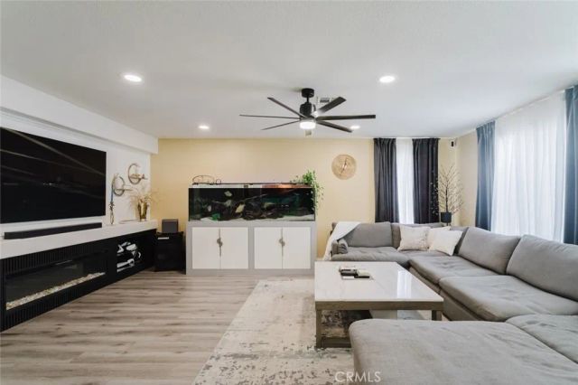5617 E Avenue R12, Palmdale, CA 93552