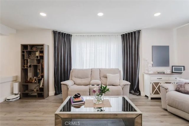 5617 E Avenue R12, Palmdale, CA 93552