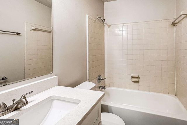 5497 Winslow Crossing N, Lithonia, GA 30038