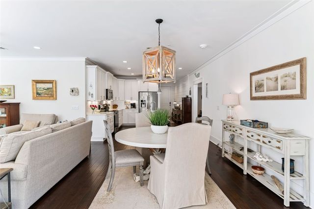 105 Gascoigne Ave 103, St Simons Island, GA 31522