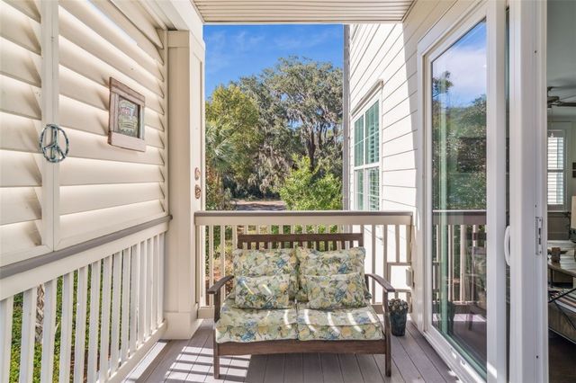 105 Gascoigne Ave 103, St Simons Island, GA 31522