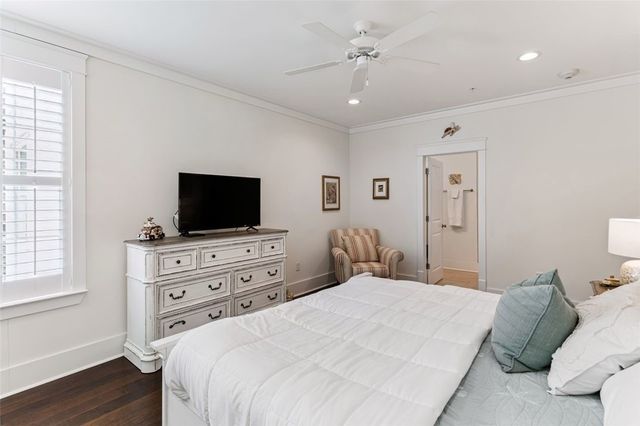 105 Gascoigne Ave 103, St Simons Island, GA 31522