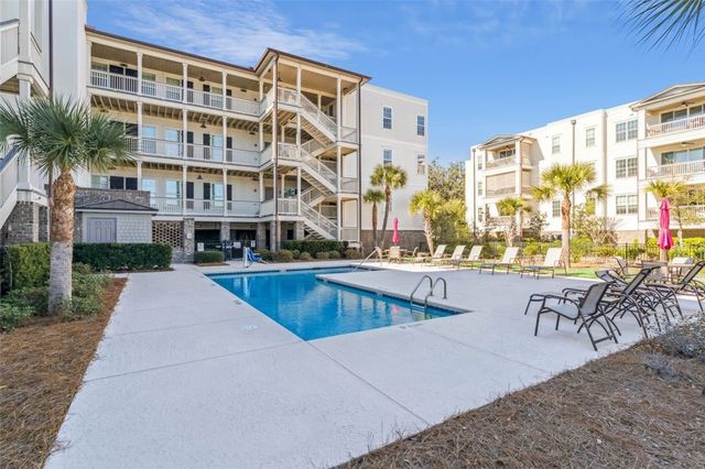 105 Gascoigne Ave 103, St Simons Island, GA 31522