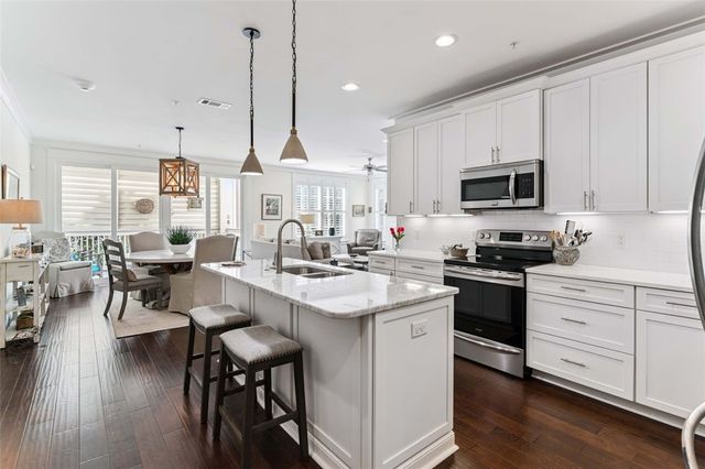 105 Gascoigne Ave 103, St Simons Island, GA 31522